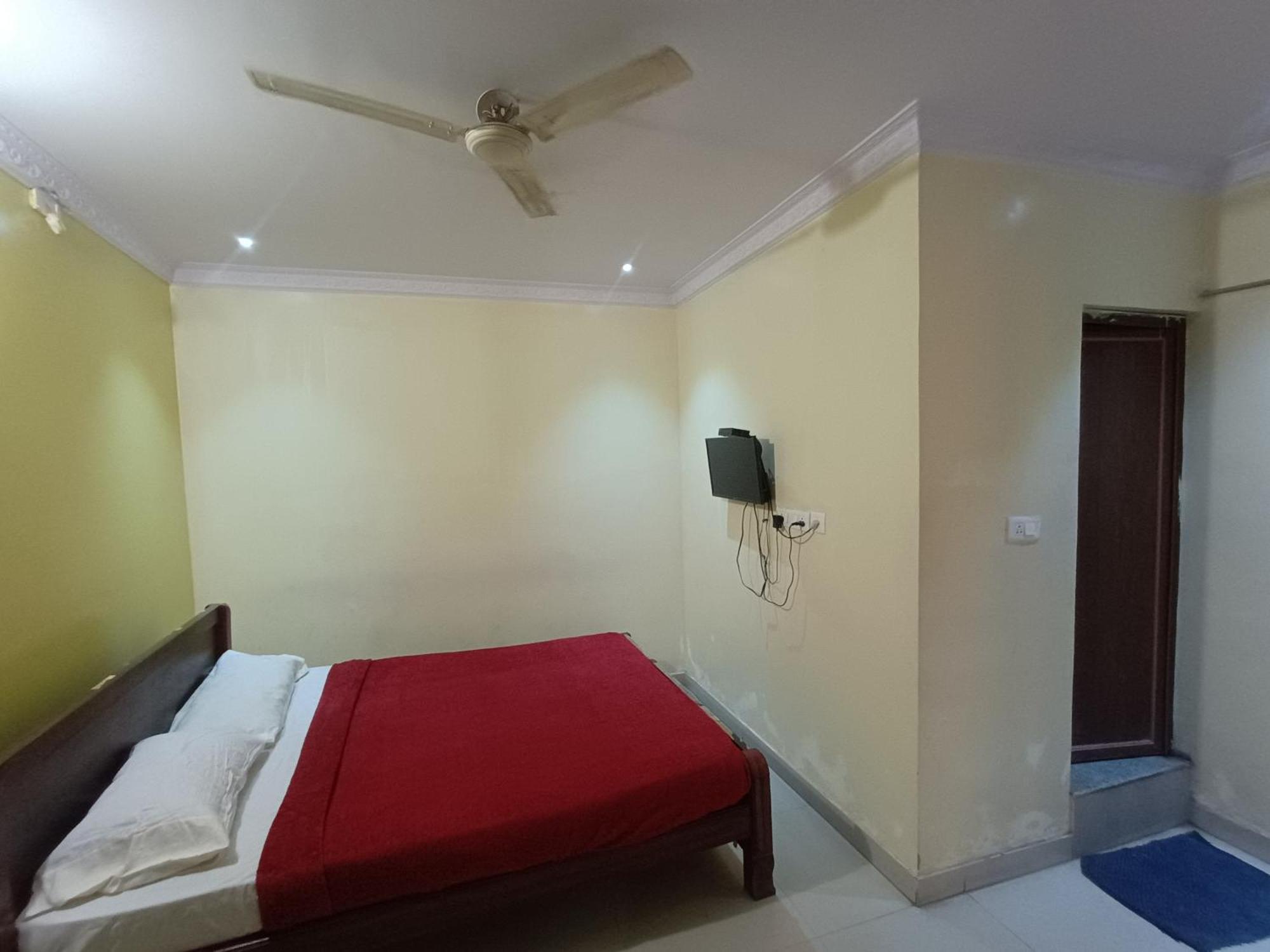 Hotel Malnad Grand Inn Kumbalgod Luaran gambar