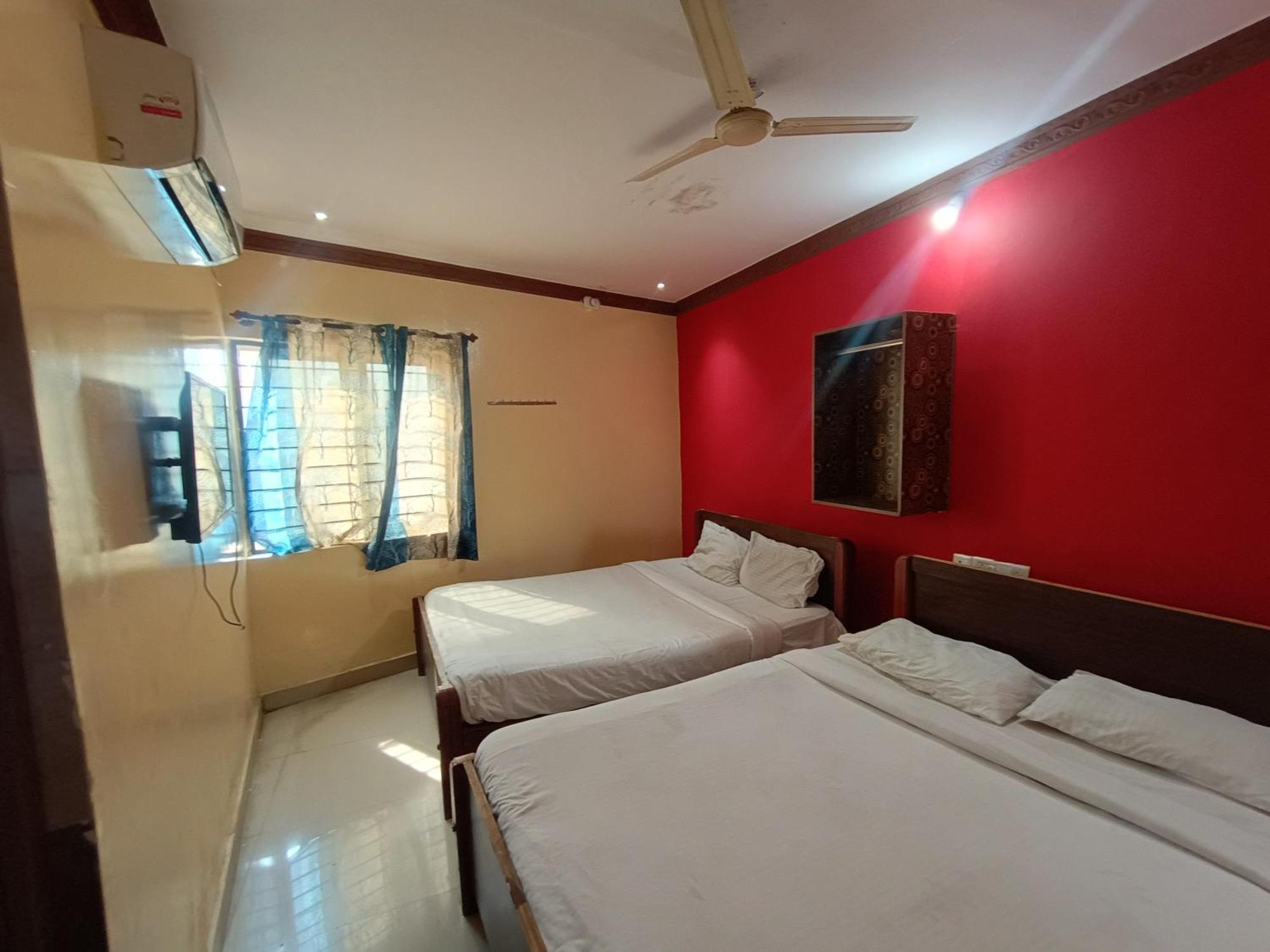 Hotel Malnad Grand Inn Kumbalgod Luaran gambar