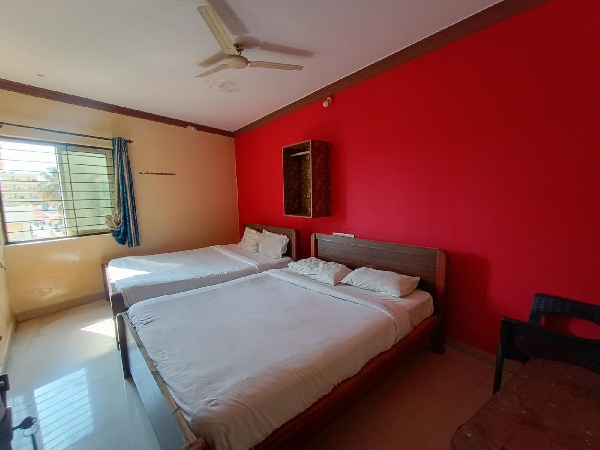 Hotel Malnad Grand Inn Kumbalgod Luaran gambar