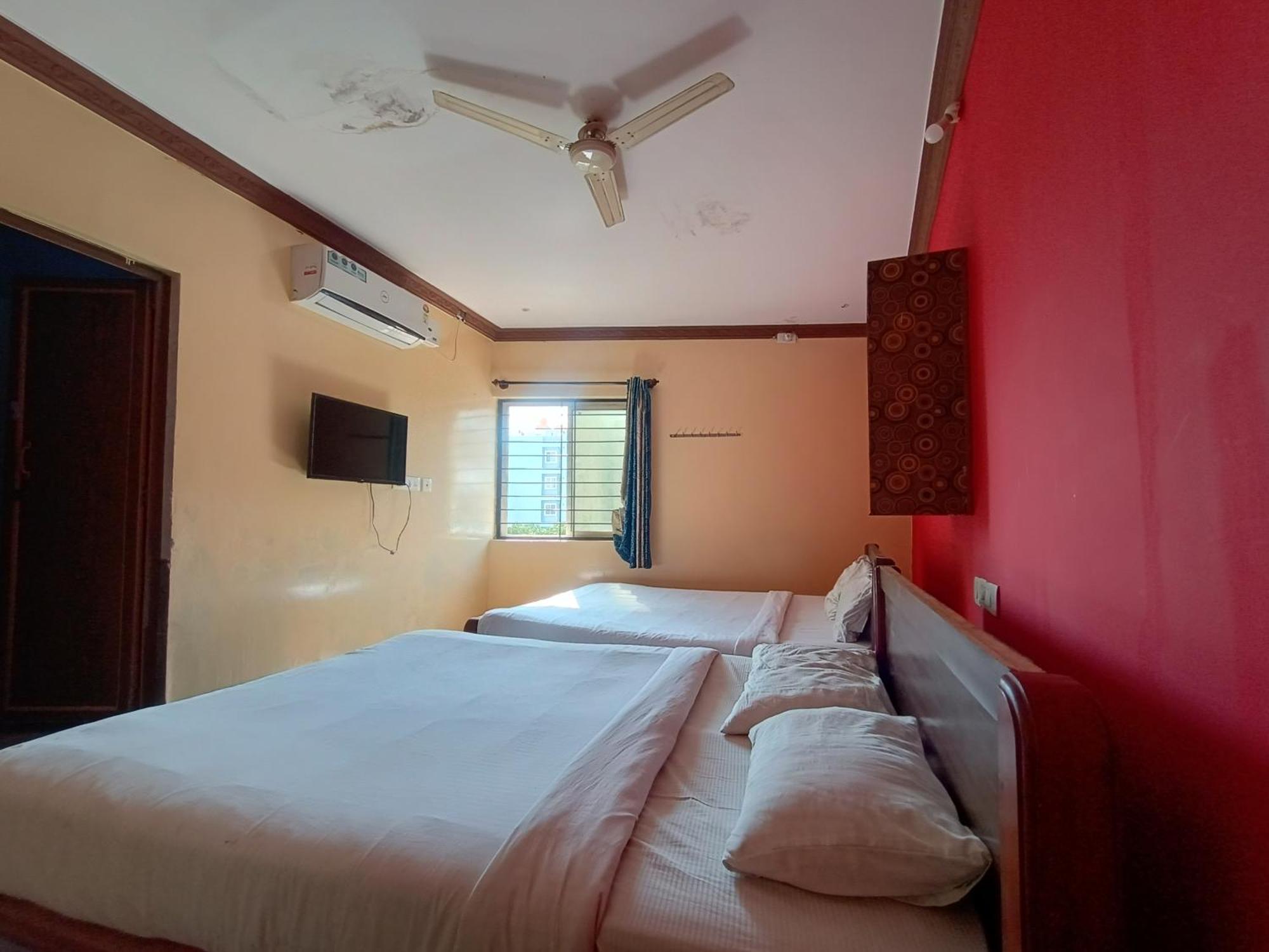 Hotel Malnad Grand Inn Kumbalgod Luaran gambar