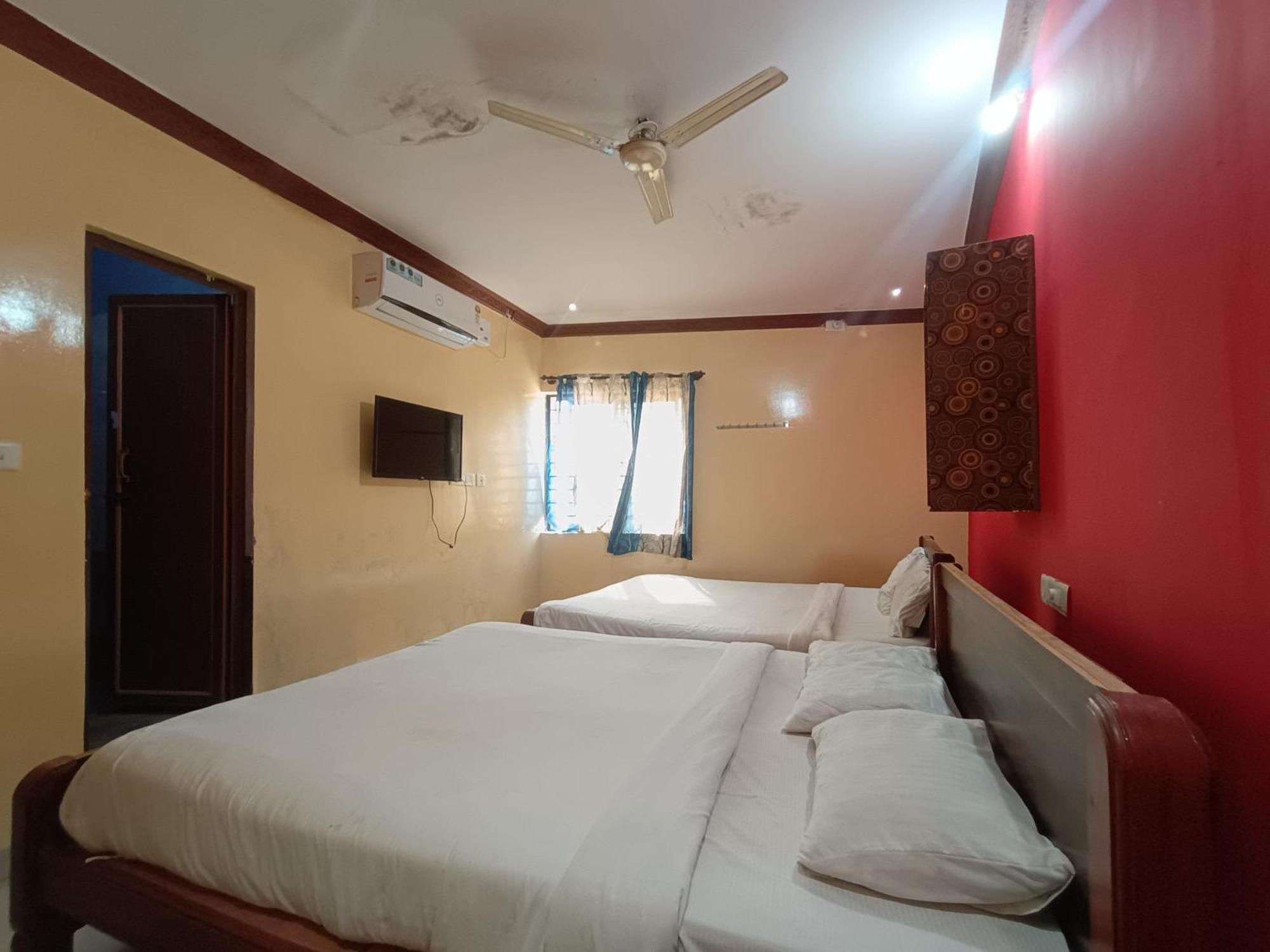 Hotel Malnad Grand Inn Kumbalgod Luaran gambar