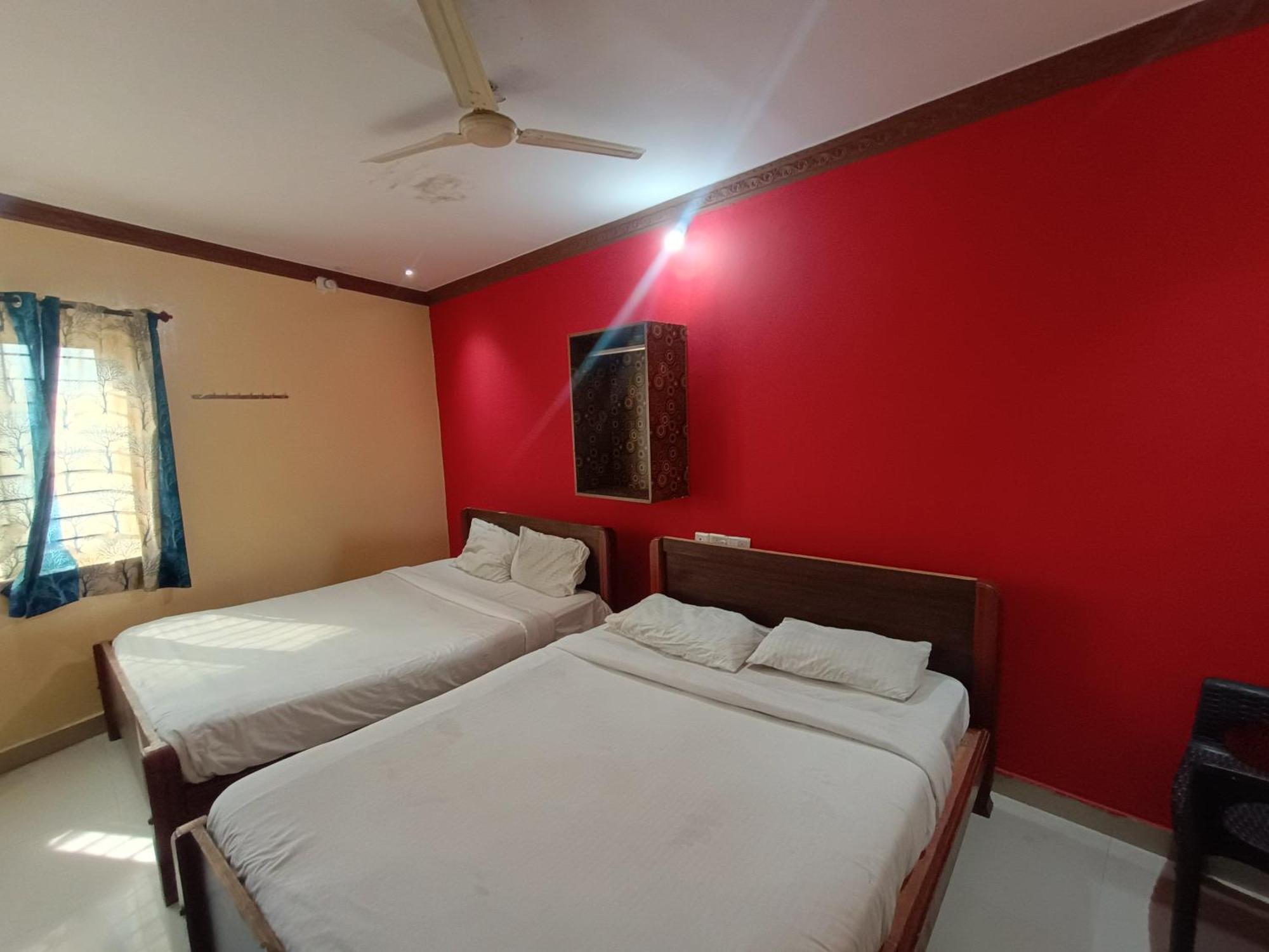 Hotel Malnad Grand Inn Kumbalgod Luaran gambar