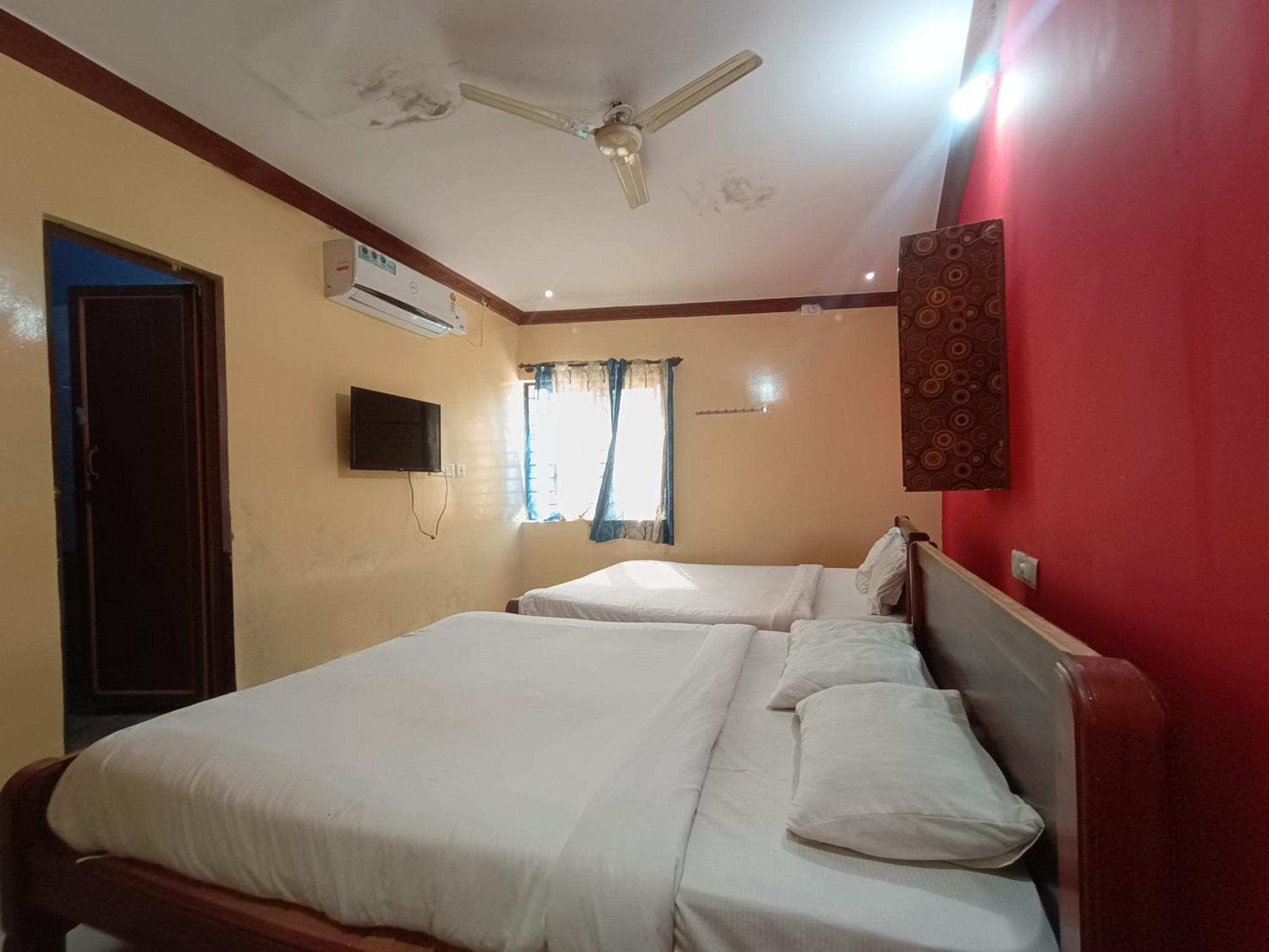 Hotel Malnad Grand Inn Kumbalgod Luaran gambar